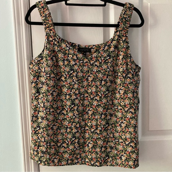 NWT 1. State Floral V-Neck Tank Top. Floral print. Size Med - Picture 1 of 5